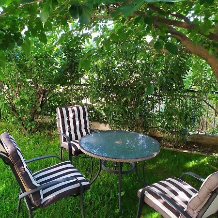 Villa HOUSE WITH GARDEN Netflix Nea Kerasia Exterior foto
