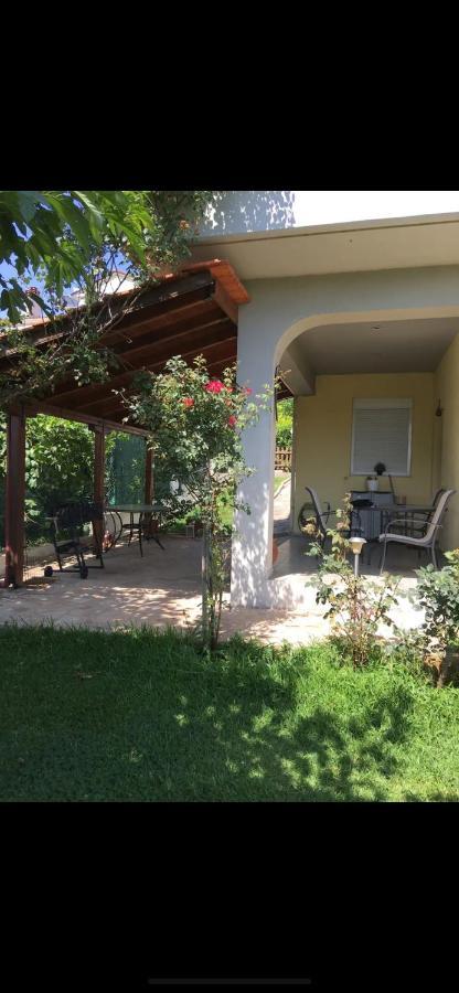 Villa HOUSE WITH GARDEN Netflix Nea Kerasia Exterior foto